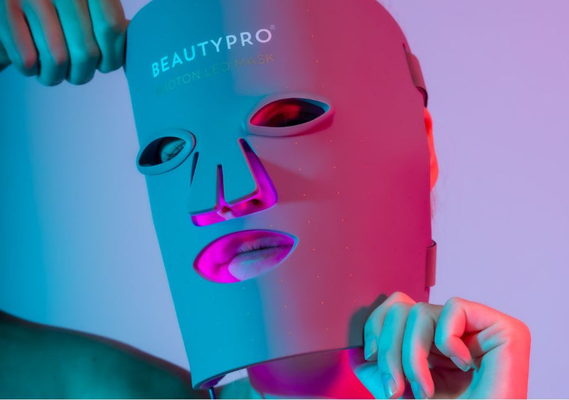 Person wearing the BEAUTYPRO PHOTON LED Mask