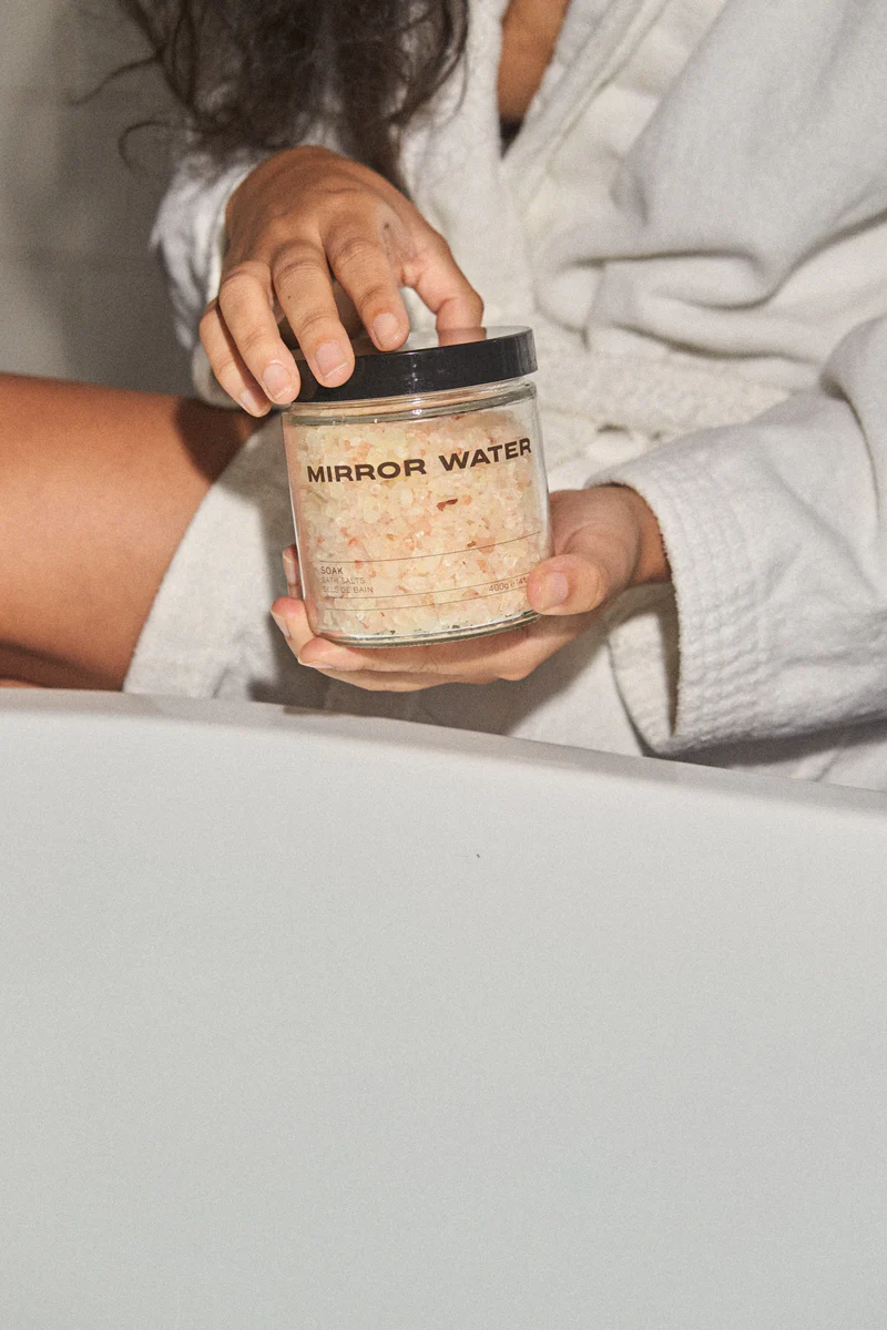 mirror water soak bath salts