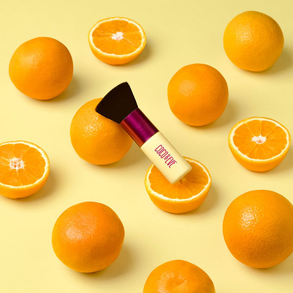 Coco & Eve Deluxe Vegan Kabuki Brush