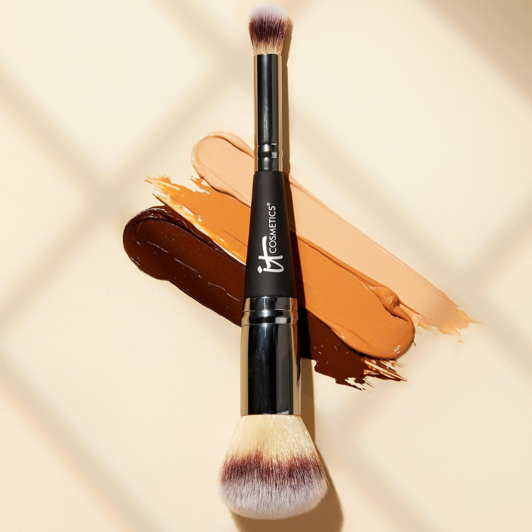 iT Cosmetics Heavenly Luxe Complexion Perfection Brush #7