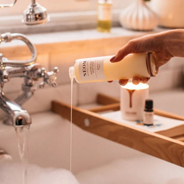 NEOM Bedtime Hero Bath Foam