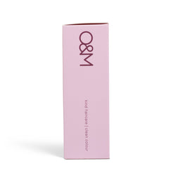 Pink box with 'O&M' branding on a white background