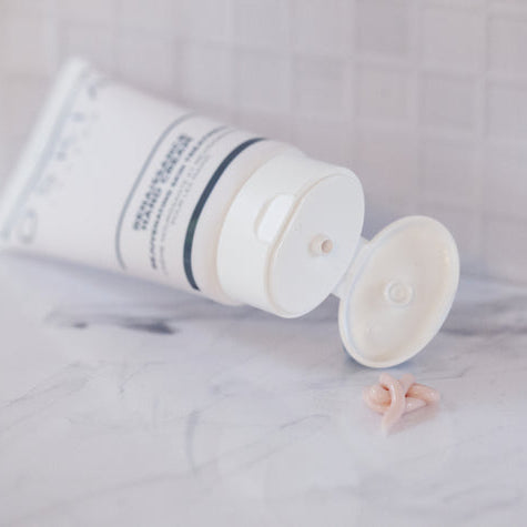 Oskia Renaissance Hand Cream Rejuvenating Skin Treatment